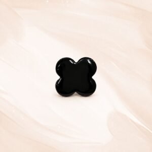 van-cleef-arpels-black-onyx