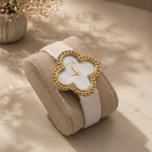 van-cleef-arpels-vintage-alhambra-watch