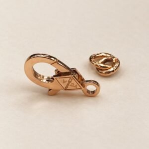 van-cleef-arpels-white-gold-lock-and-hook
